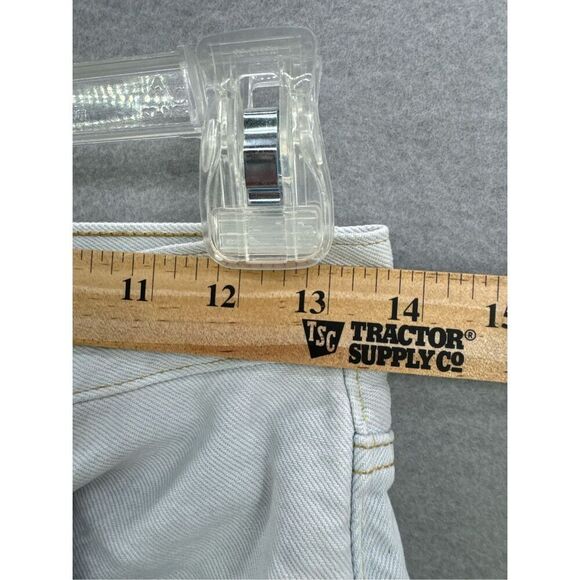 Levi's  501 Women’s  Denim Light Wash Original Pieced Cropped Jeans Size 25x26 - Picture 10 of 12
